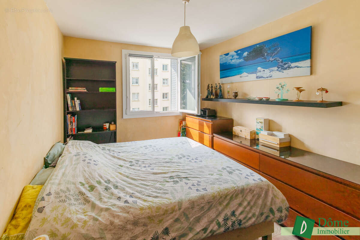 Appartement à MEYLAN