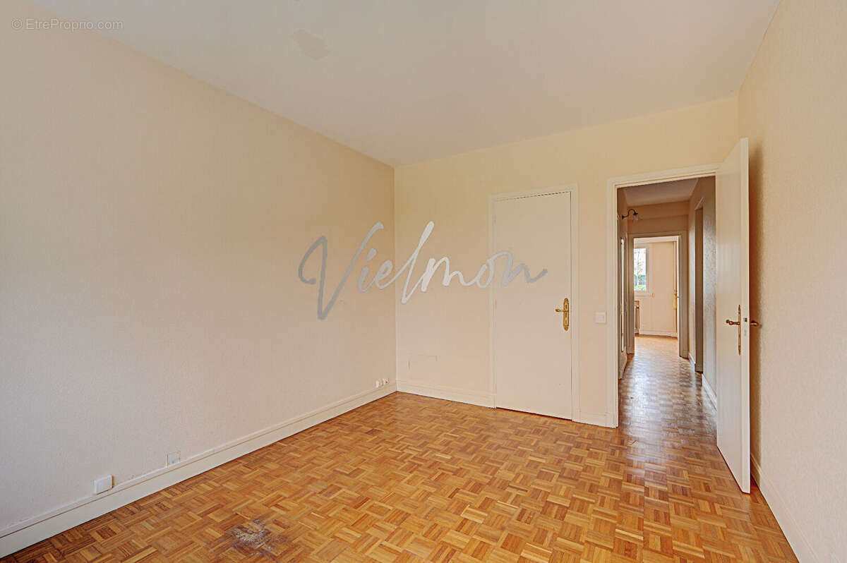 Appartement à MAISONS-LAFFITTE