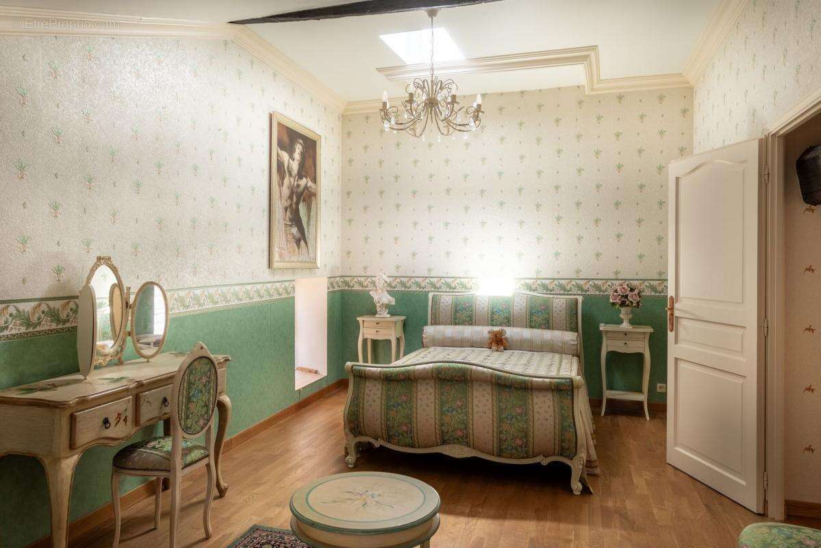 Maison de ville – cœur historique de mâcon - photo 7
