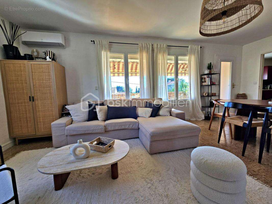 Maison à CARRY-LE-ROUET