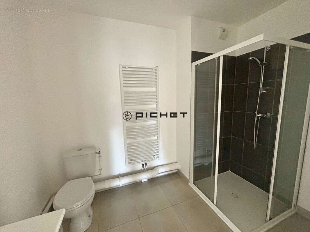 Appartement à BREUILLET