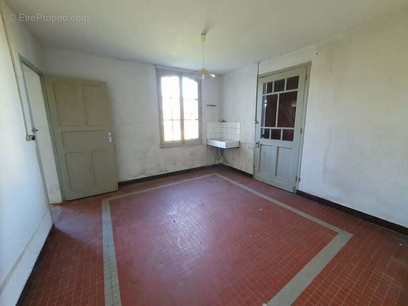 Maison à VILLENEUVE-DE-MARSAN