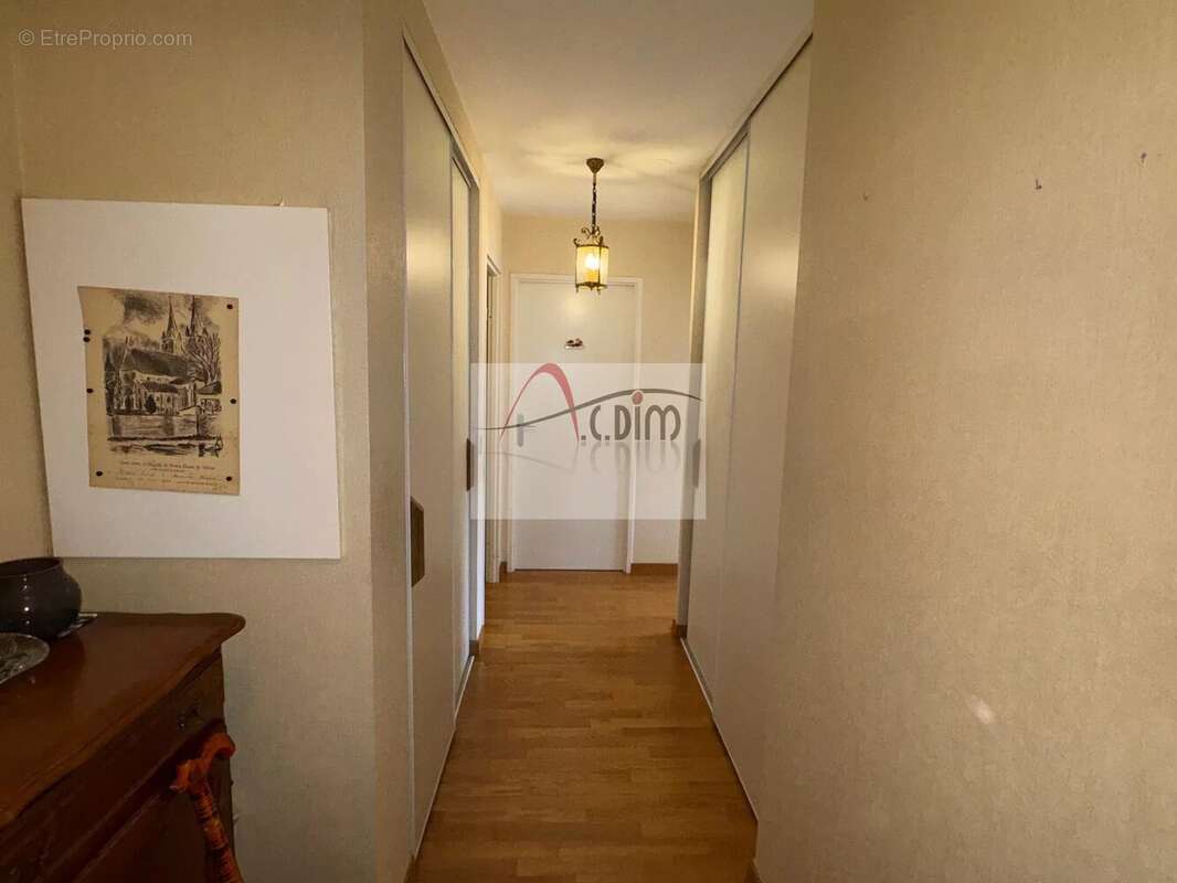 Appartement à MELUN