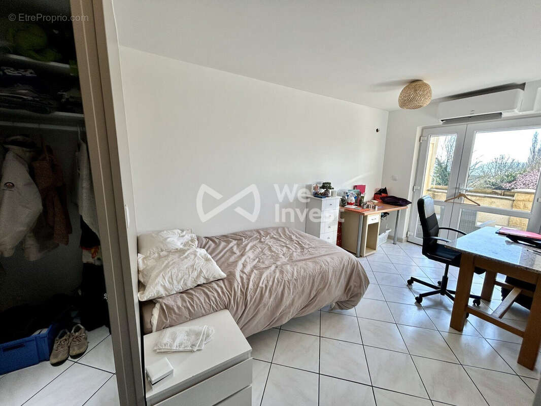 Appartement à MOUROUX