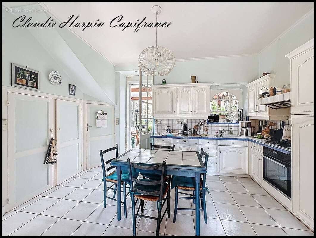 Maison à vendre 7 pièces NIORT (79) 4 chambres parcelle 1992 m² - piscine chauffée - photo 9