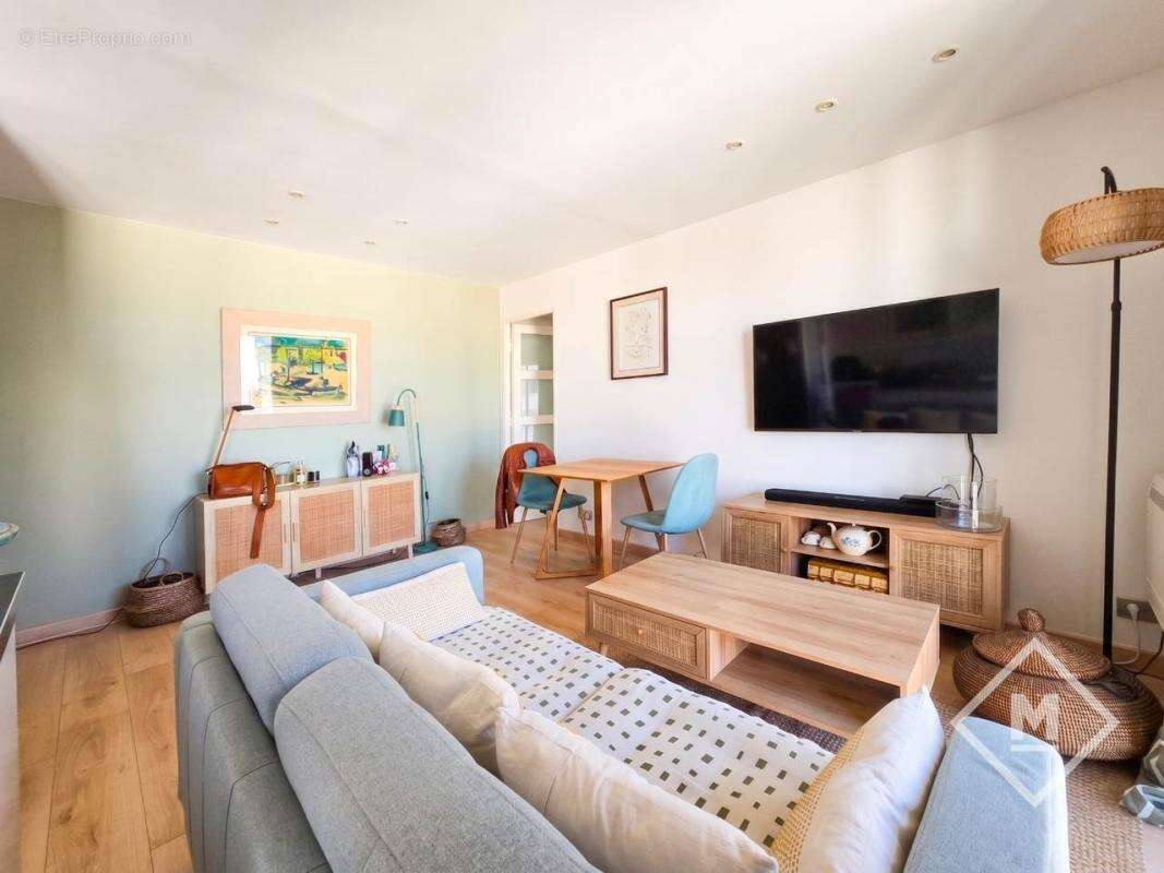 Appartement à MARSEILLE-7E