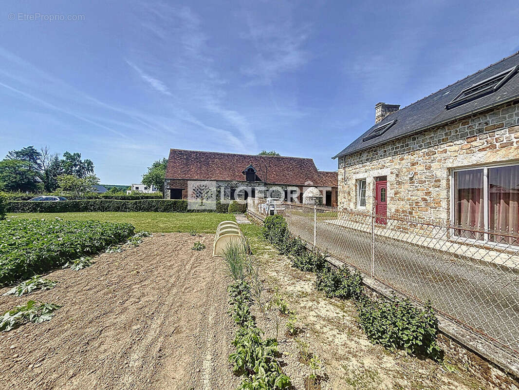 Maison à BAGNOLES-DE-L'ORNE