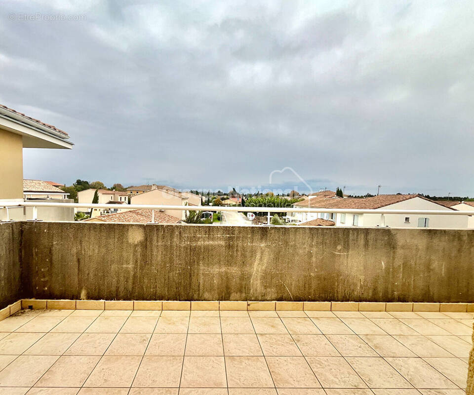 Appartement à CHATEAURENARD