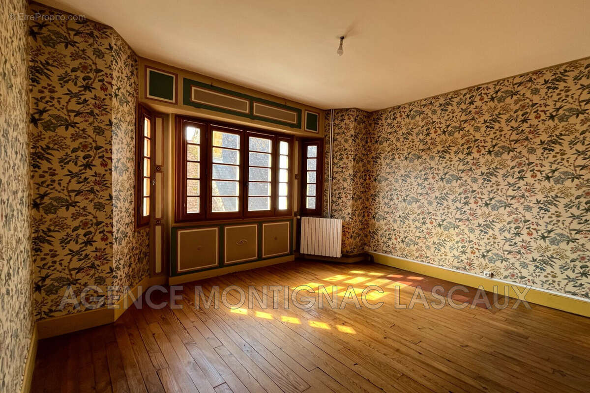 Maison à MONTIGNAC