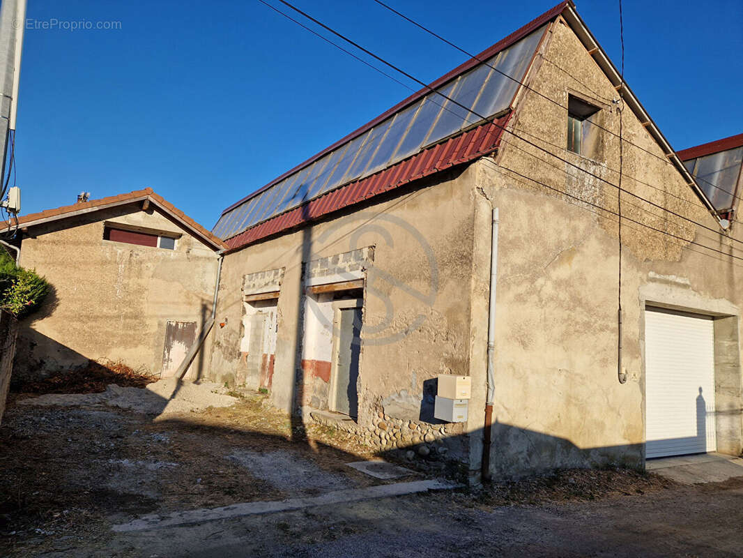 LOCAL 125 m2 - photo 3