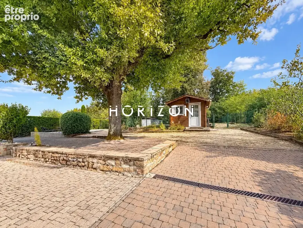 Photo Maison à Montmerle-Sur-Saone au prix de 429 000€