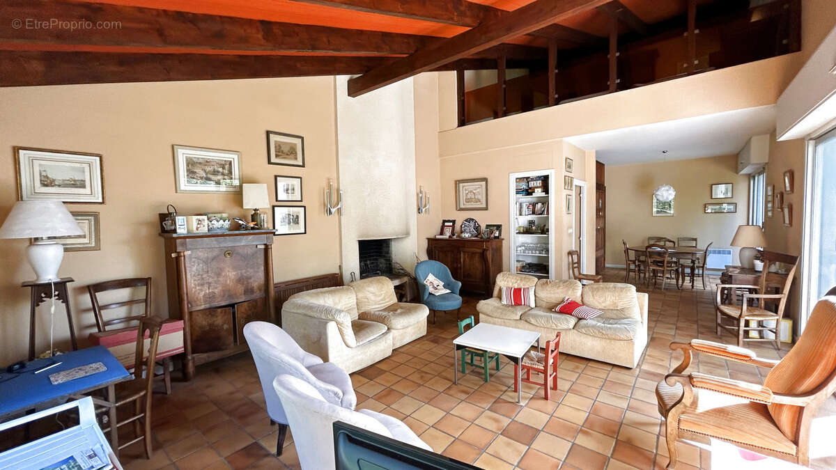 Maison à CIBOURE