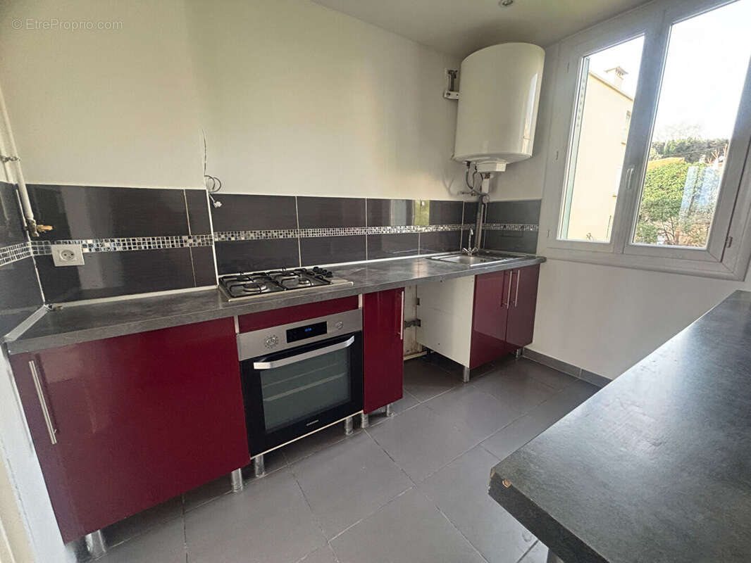 Appartement à MARSEILLE-14E