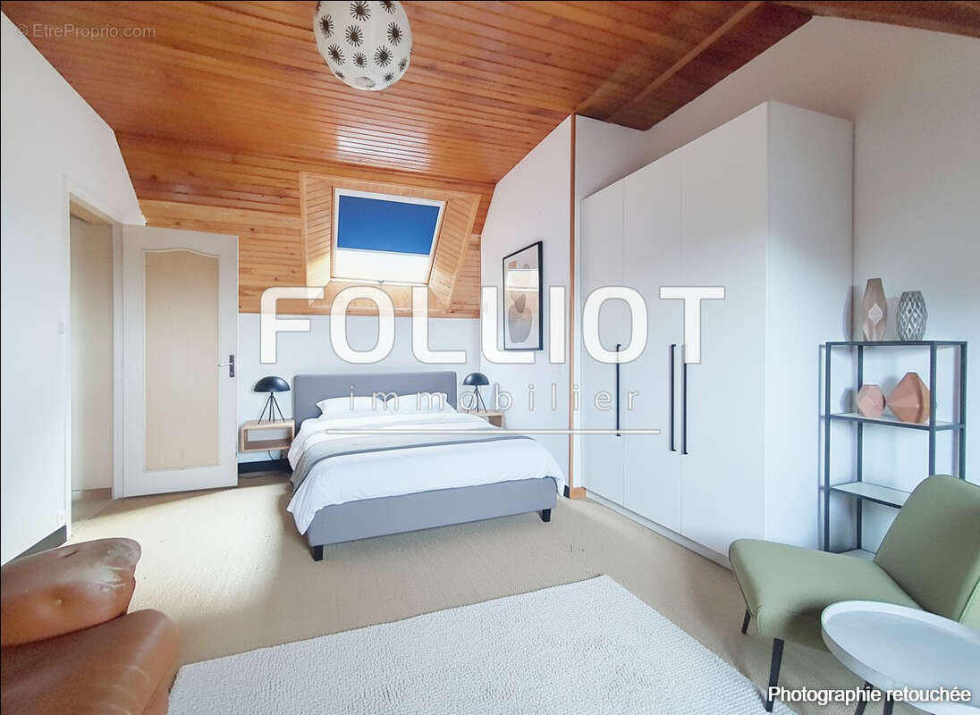 Maison à JULLOUVILLE