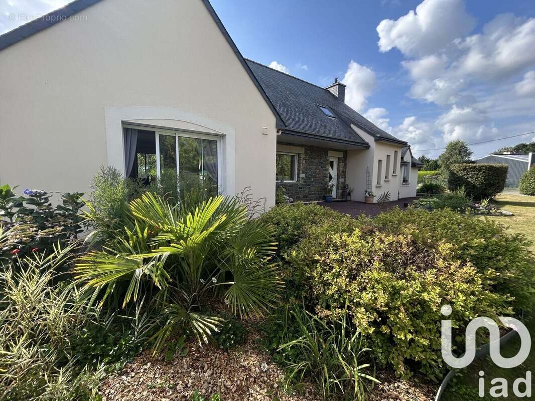 Photo 2 - Maison à LANVOLLON