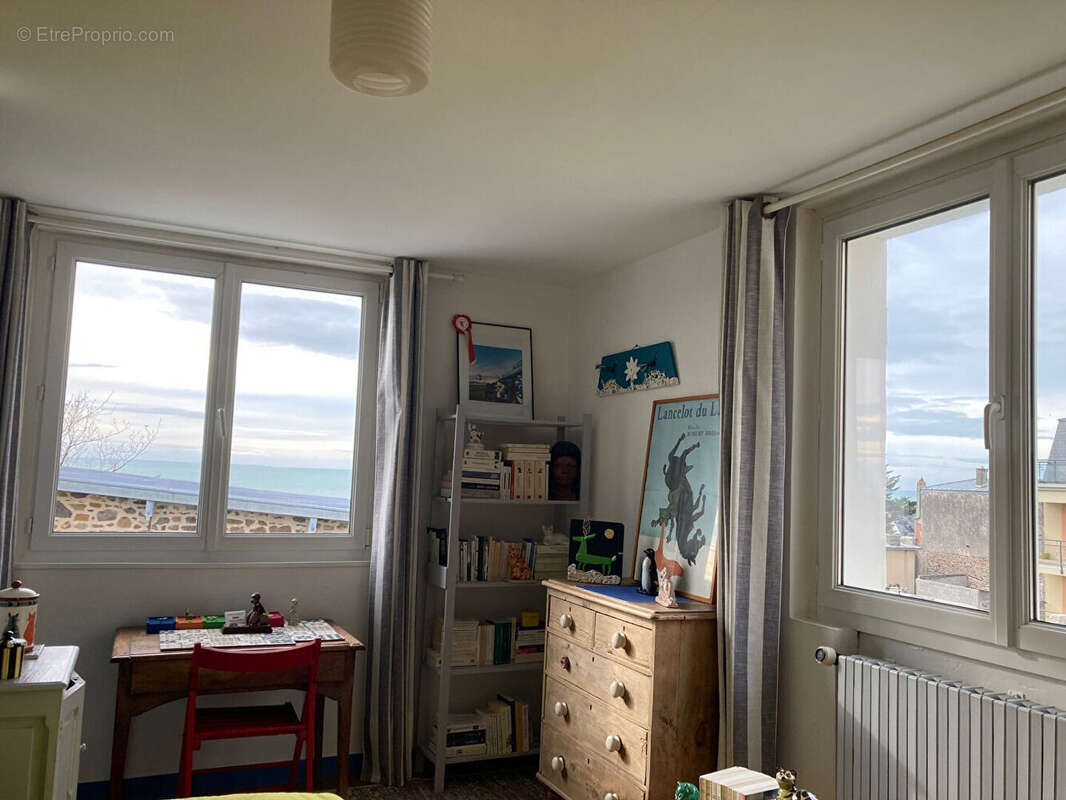 Maison à SAINT-PAIR-SUR-MER