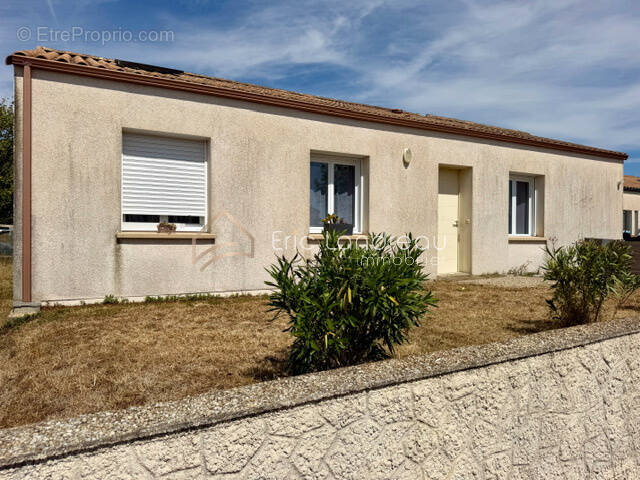 Maison à TALMONT-SAINT-HILAIRE