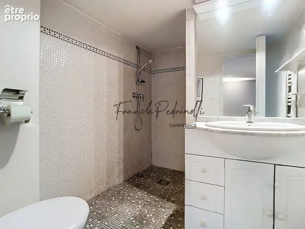 125 m² Locaux commerciaux  / bureaux LYON 6EME / A DIVISER - photo 15