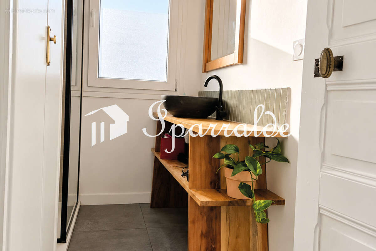 Appartement T3 bis meublé avec balcons   Centre-ville d'Hendaye   74 m2 - photo 14