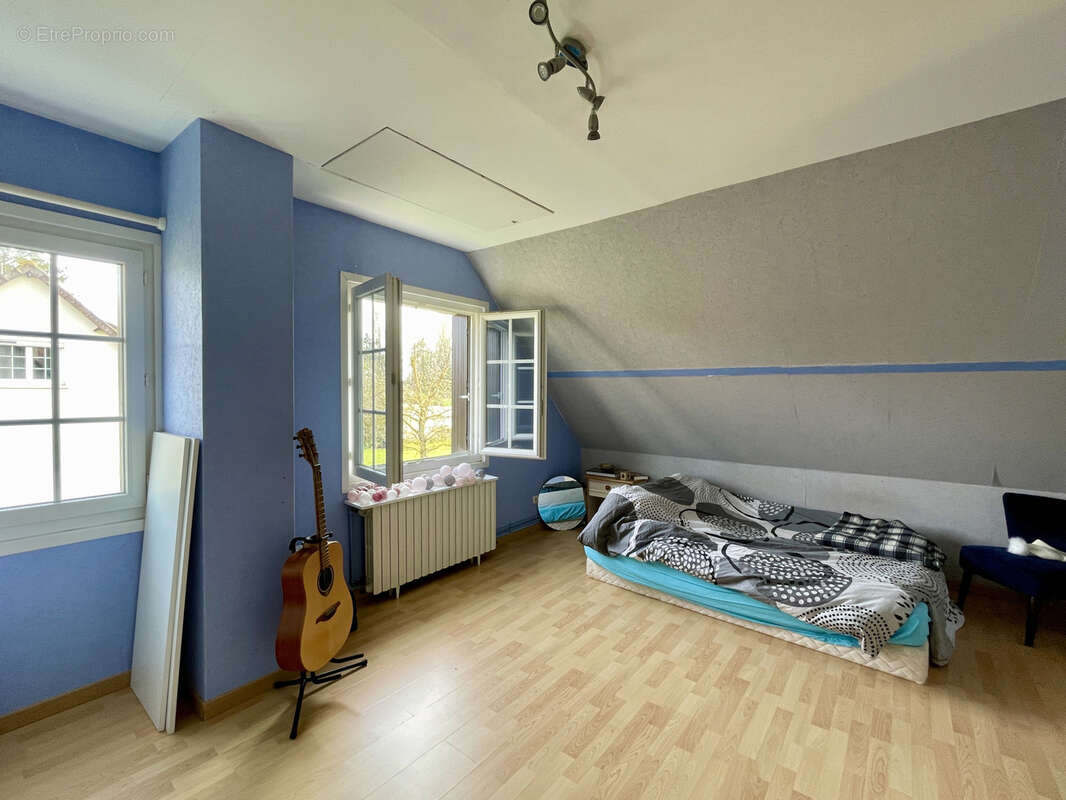 Maison à DARDEZ