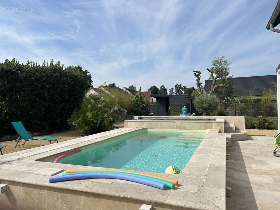 Maison rénovée, habitable de suite, garage, jardin clos avec piscine - photo 18
