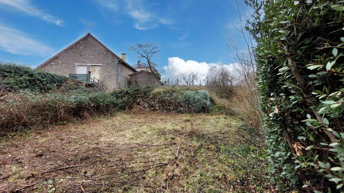 Photo 2 - Maison à LORMES