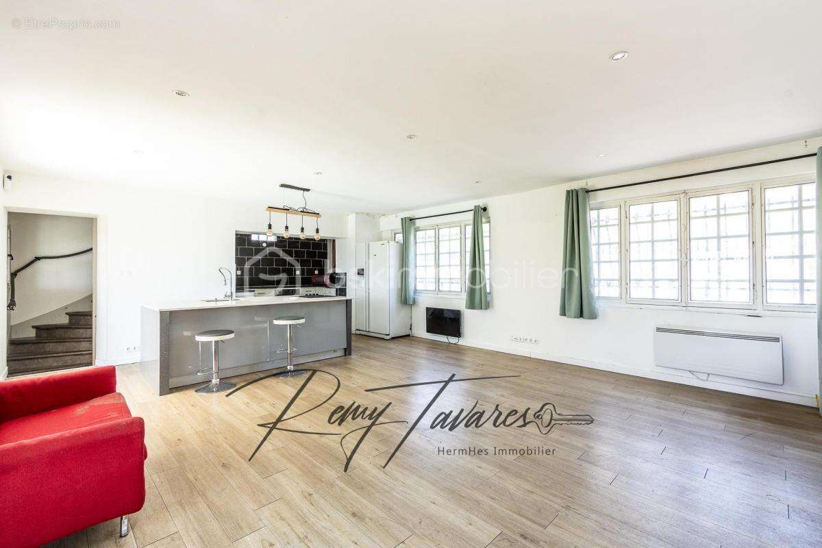 Maison à SOUPPES-SUR-LOING