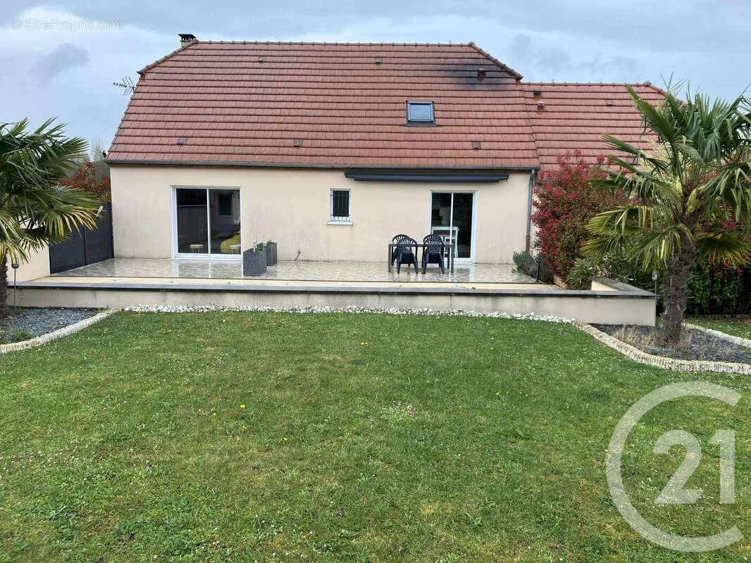 Maison à SAINT-LUMIER-EN-CHAMPAGNE