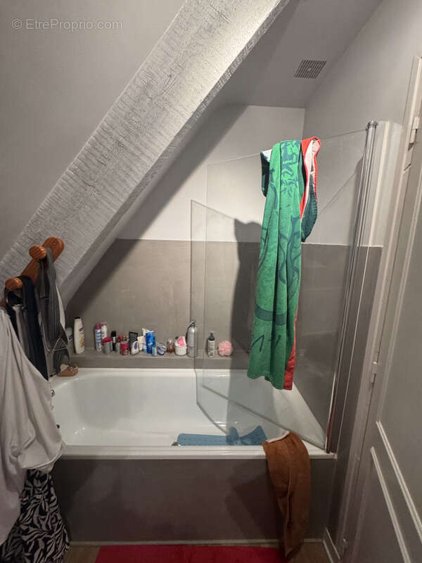 Maison à CENAC-ET-SAINT-JULIEN