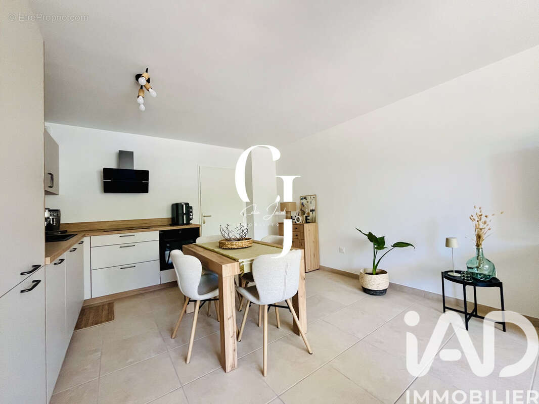 Photo 5 - Appartement à SOLLIES-PONT