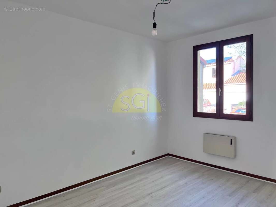 Maison à SAINT-GENIS-DES-FONTAINES