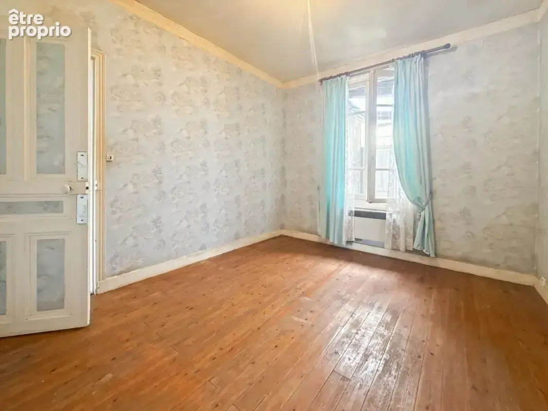  À VENDRE – Maison à rénover avec fort potentiel  - photo 6