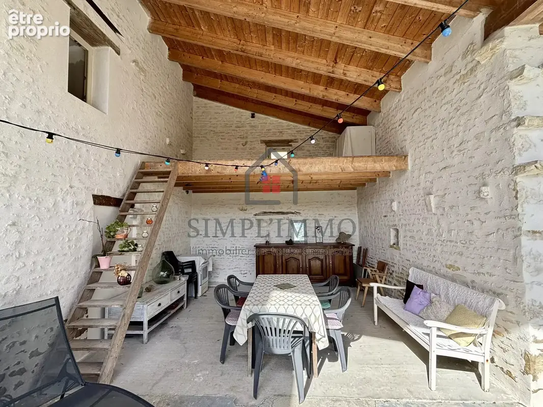 Maison en pierre, 178 m², 4 chambres, terrain de 1800 m²  + un Studio - photo 3
