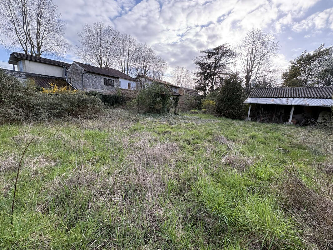 Maison à COLAYRAC-SAINT-CIRQ