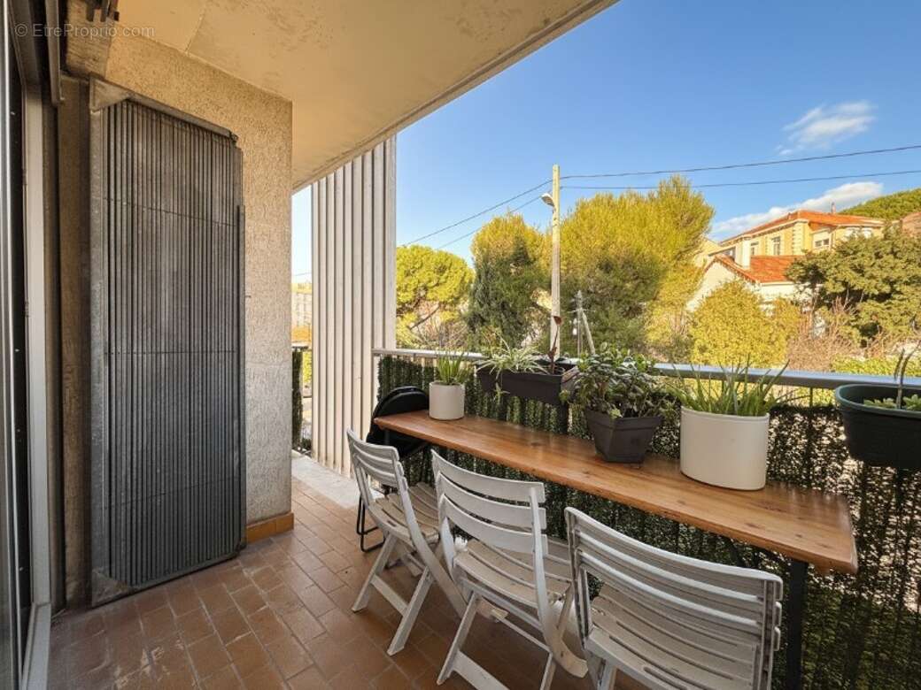 Appartement à MARSEILLE-5E
