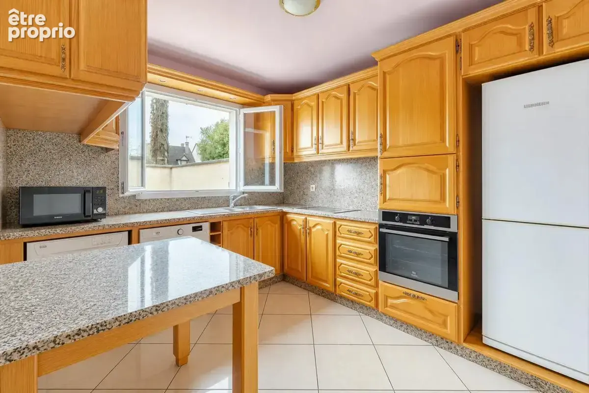 Maison lumineuse et spacieuse à Montmagny - photo 3