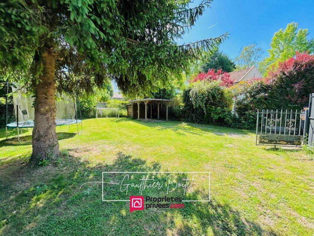 Maison à ROZAY-EN-BRIE