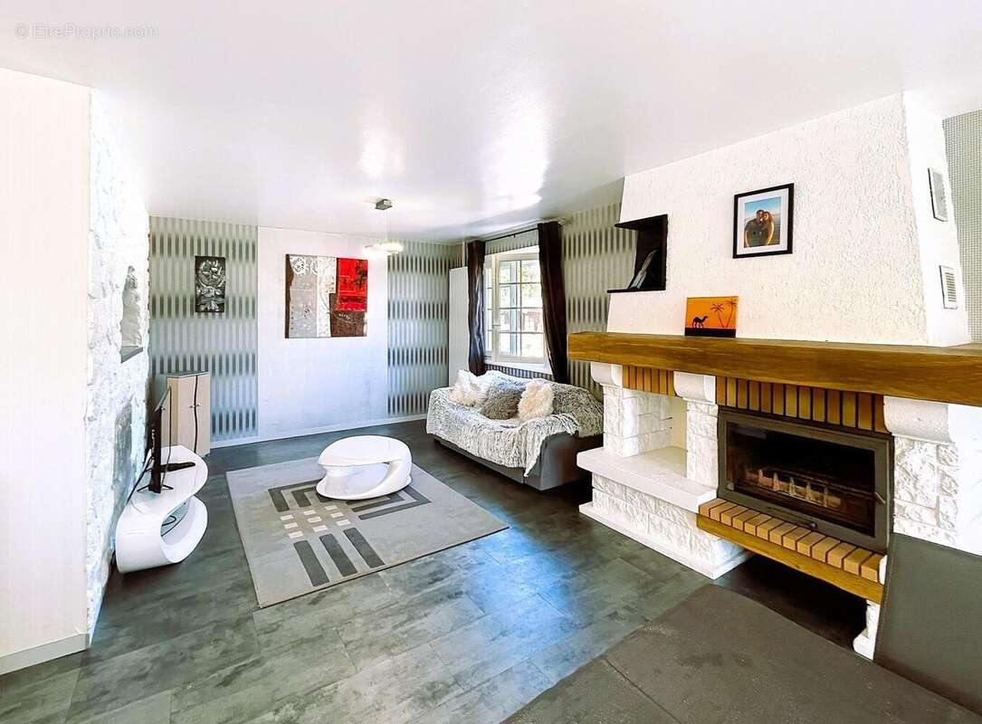 Photo 4 - Maison à SAINT-JEAN-D'ILLAC