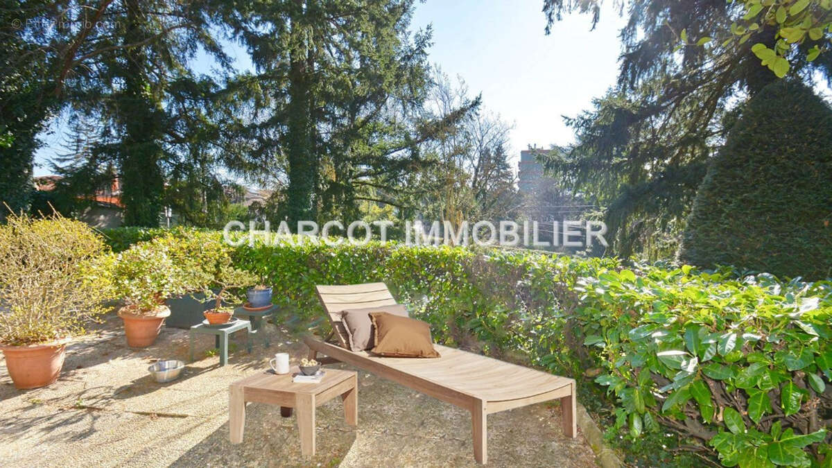 Maison à SAINTE-FOY-LES-LYON