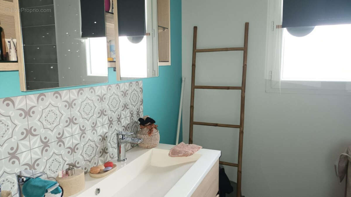 Maison à MONTREVEL-EN-BRESSE