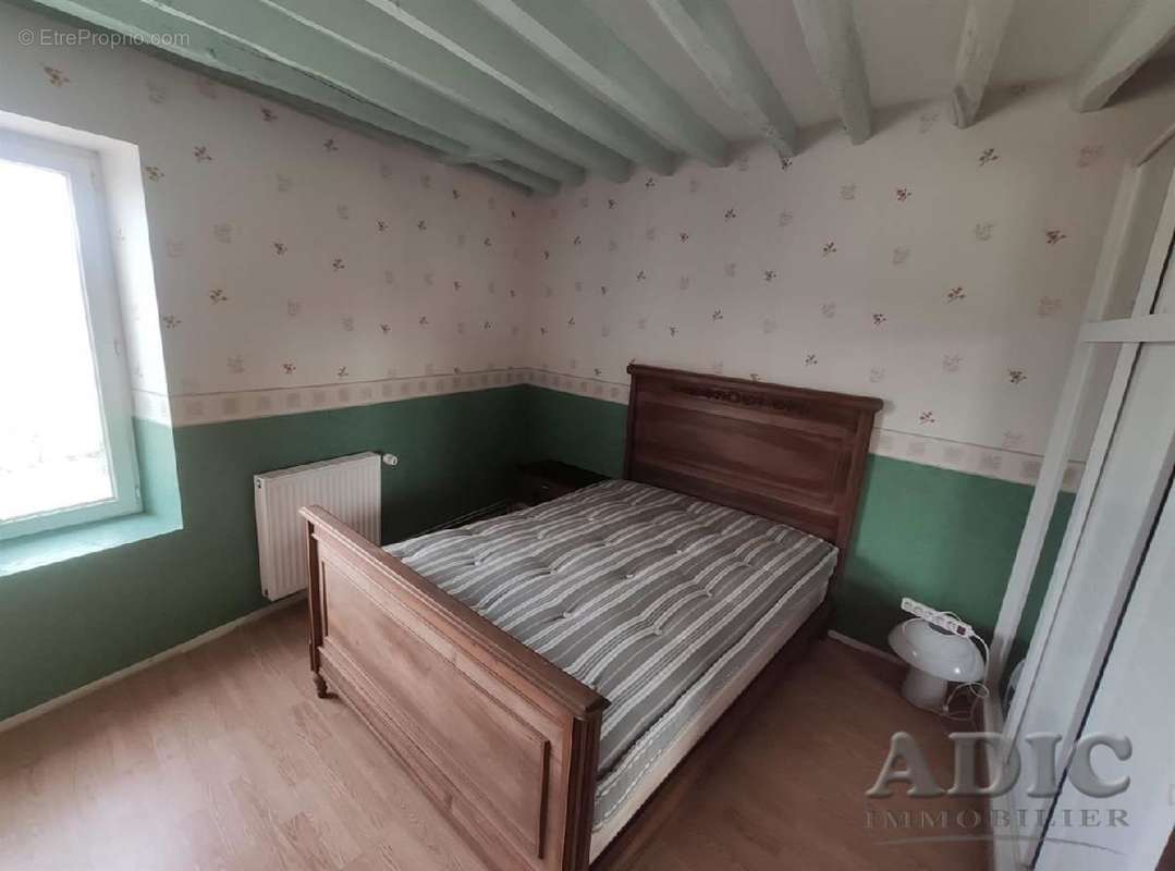 Maison à LE PLESSIS-BELLEVILLE