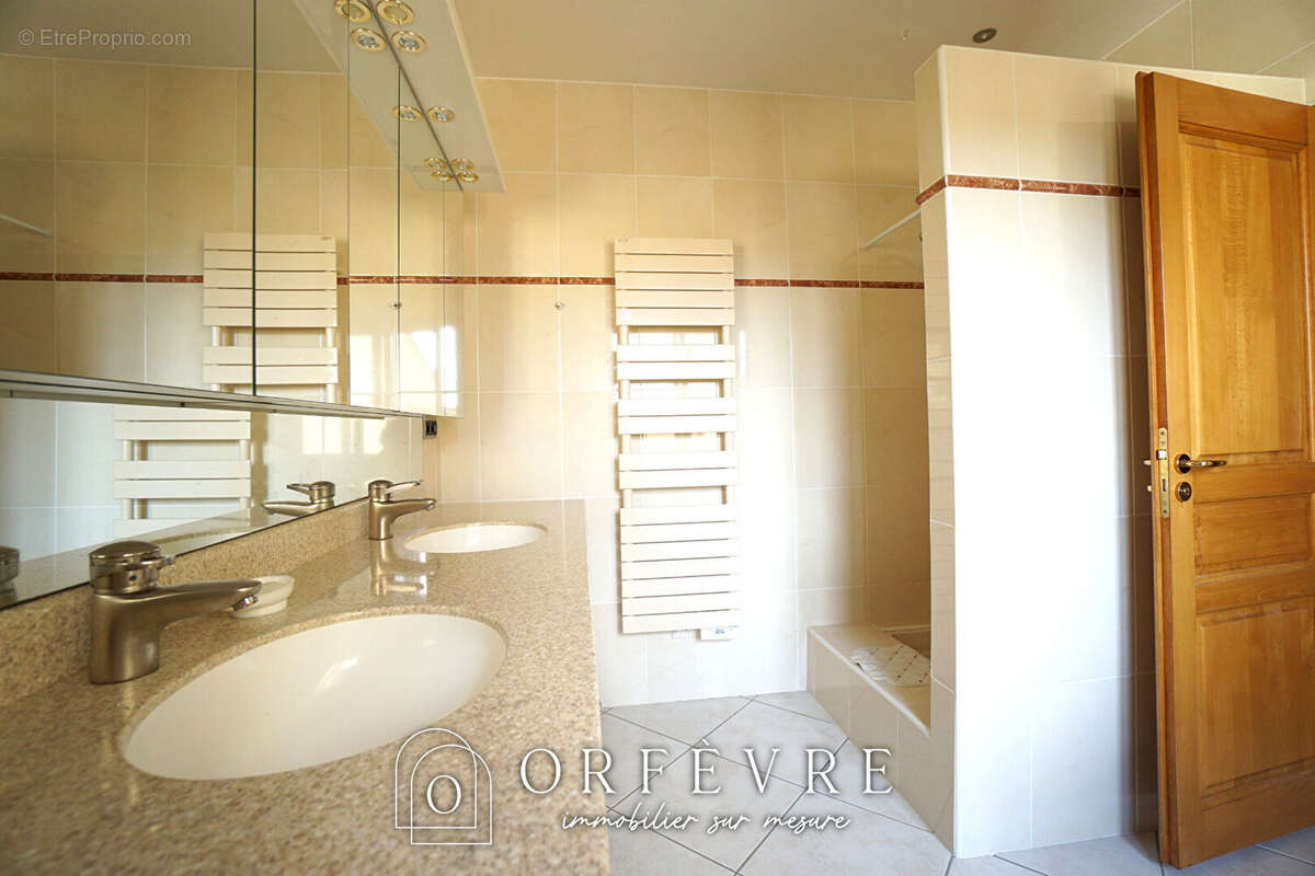 Maison à BUZIGNARGUES