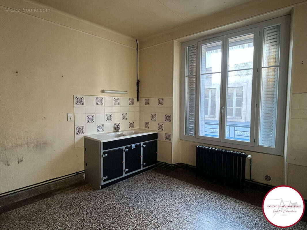 Appartement à SAINT-AMAND-MONTROND
