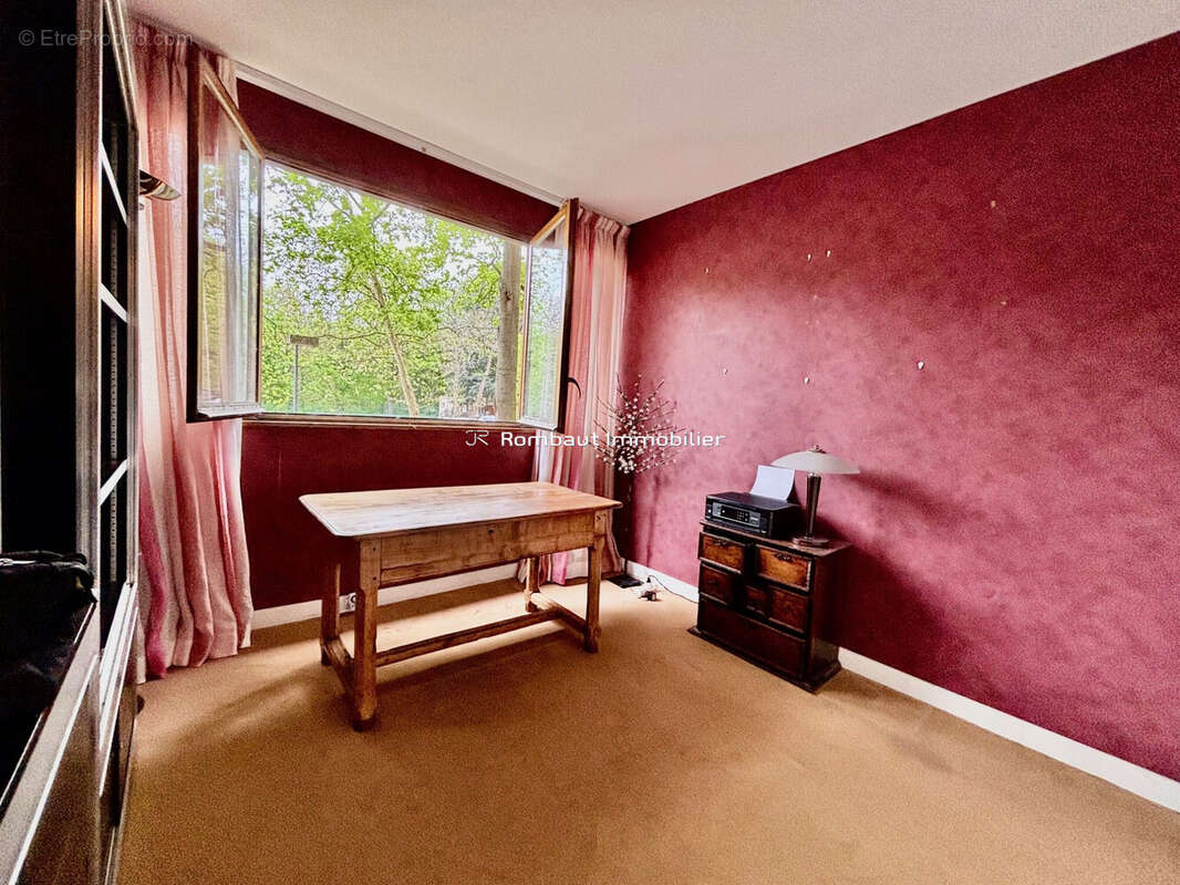 Appartement à LA CELLE-SAINT-CLOUD