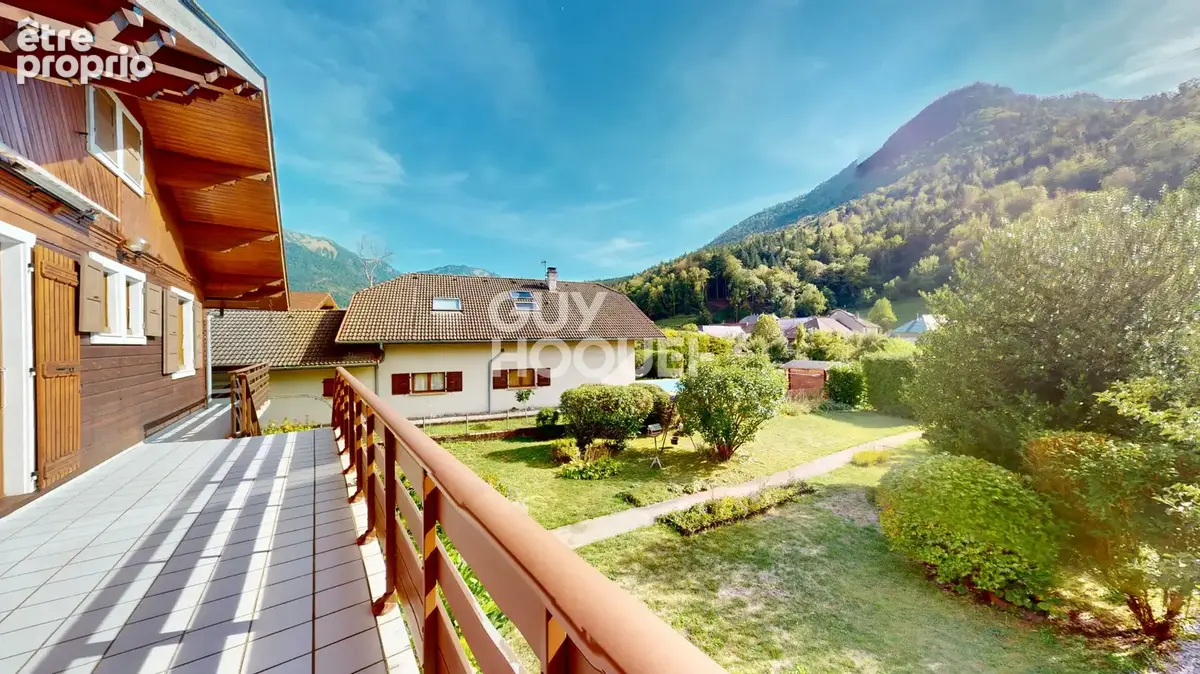 Maison Faverges (Favergettes) - Grand jardin  - Deux garages - photo 11