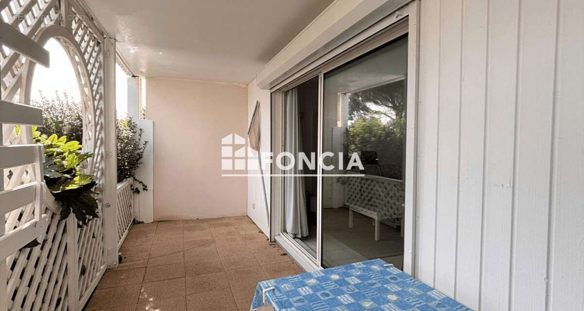 Charmant appartement, idéalement situé à quelques pas de la plage SUD de FOURAS - photo 6