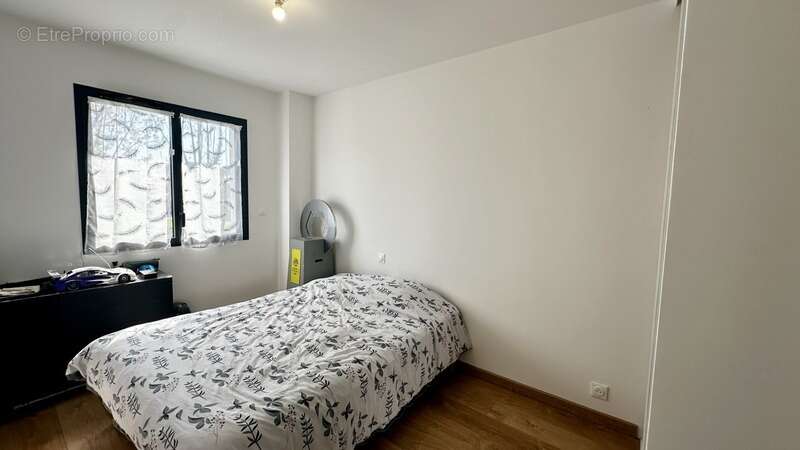 Maison à SAINT-JEAN-D'ILLAC