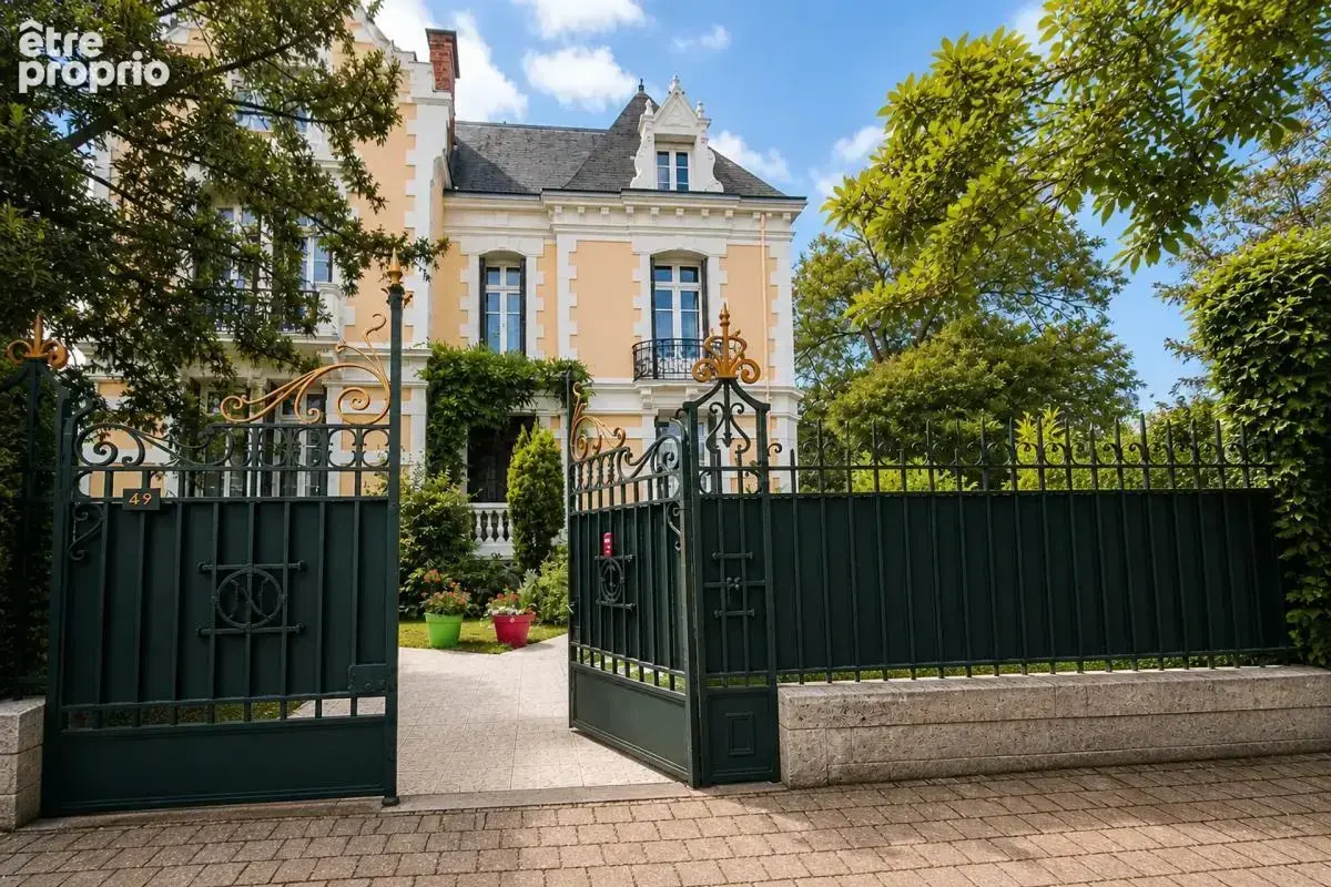 Maison de 12 pièces de 432 m² à Casteljaloux - photo 3