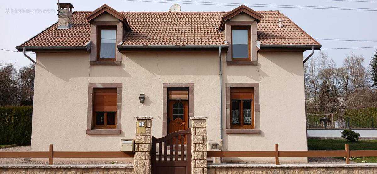 Maison à MAGNONCOURT