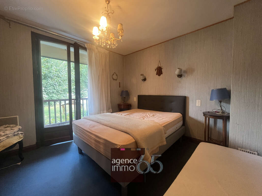 Maison à LUZ-SAINT-SAUVEUR